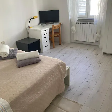 Host Soroka 2-4-6 Posti *